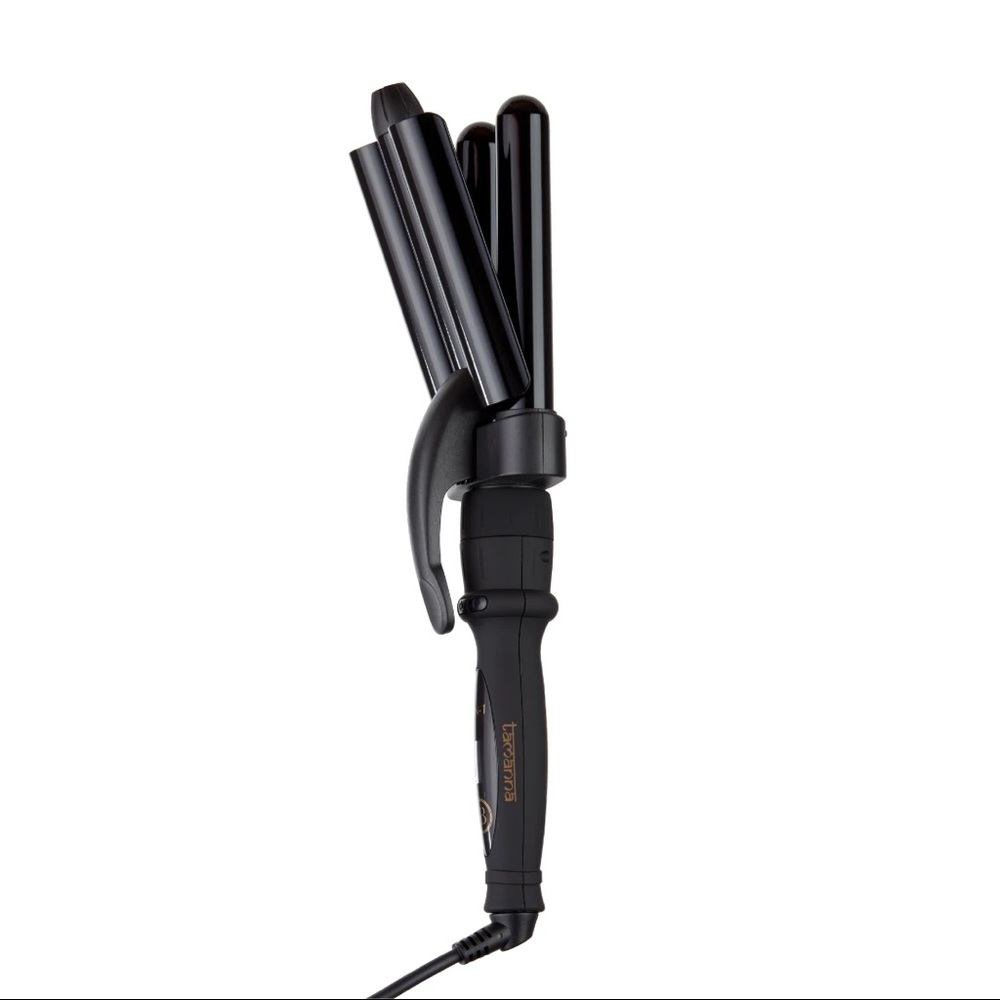 Bombay hair waver Tamanna collab handle and waver